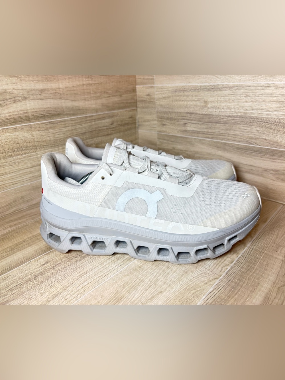 On Men's Cloudmonster (White/Glacier) Road Running Max Cushioning Size 9